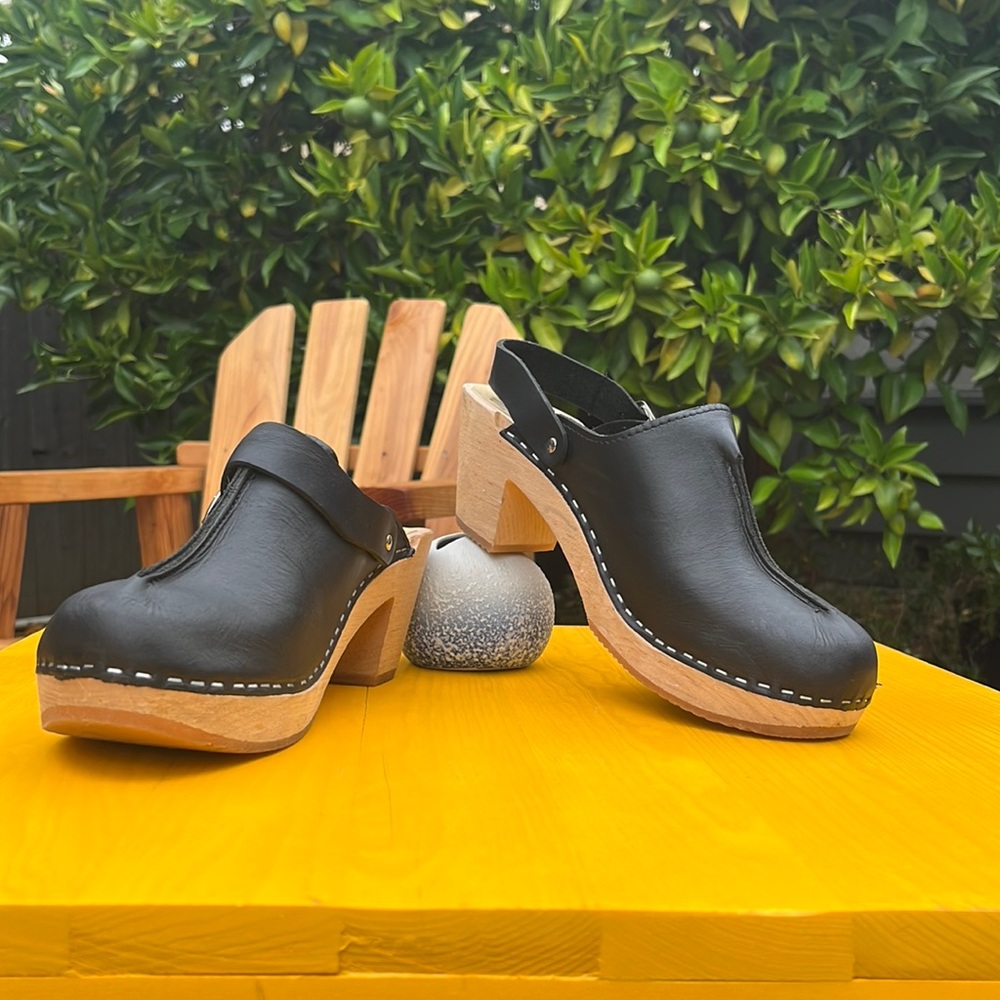 Skola Isabelle Black Clog Heel